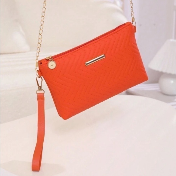 Quilted Orange Shoulder Bag with Gold Chain Strap - Chic & Versatile - Picture 7 of 7